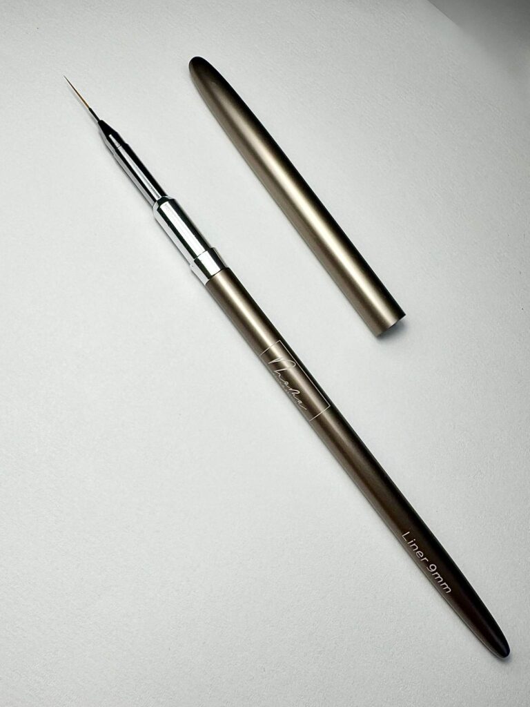 moma-fineliner-9mm-vekony-zseles-mukorom-diszito-ecset